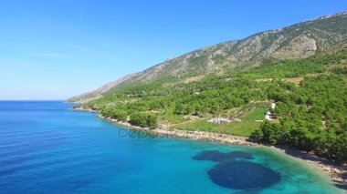 Turkuaz denizde Brac Adası