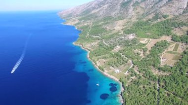  tekne geçen beach Brac Adası