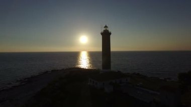 Deniz feneri, akşam Hırvatistan