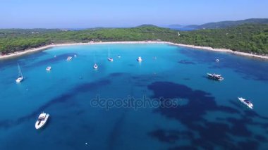  Yelkenli teknelerde Dalmaçya Bay
