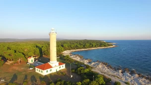 灯台を訪れる人 — ストック動画
