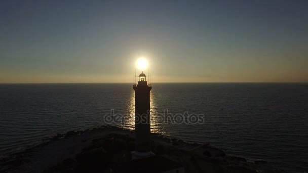 Vuurtoren, Kroatië in de avond — Stockvideo