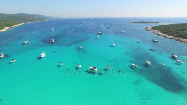 Barcos em paraíso náutico dálmata — Vídeo de Stock