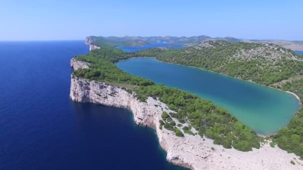 Δαλματικές ακτές και ερημιά — Αρχείο Βίντεο