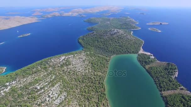 Salty lake on the Croatian coast — Stock Video