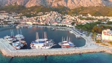 Makarska liman Futbol Stadyumu ile