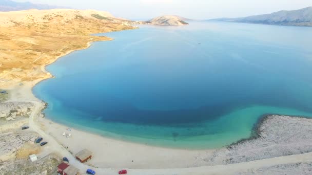 Mar da ilha de Pag na Dalmácia — Vídeo de Stock