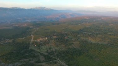 Valley uzak evler