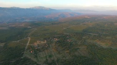 Valley uzak evler