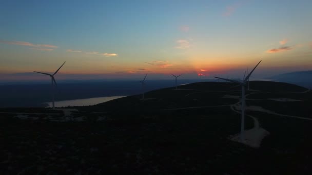 Windmills for the production of renewable energy — Stok video