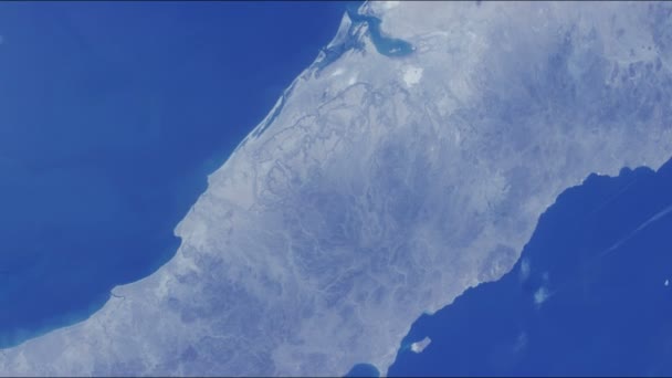 Schiereiland op het draaien van de aarde vanuit de ruimte — Stockvideo
