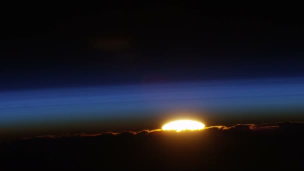 Вид на закат из космоса — стоковое видео