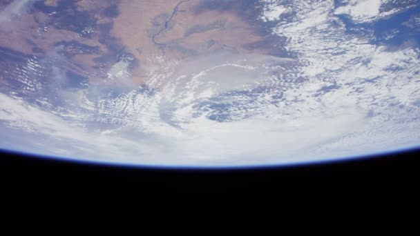 La Terre tourne depuis l'espace 