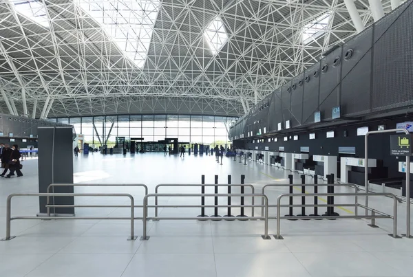 Check-in at departure terminal — Stock Photo, Image