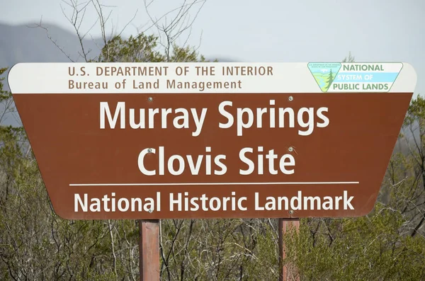 Una señal en el camino de Murray Springs Clovis Site — Foto de Stock
