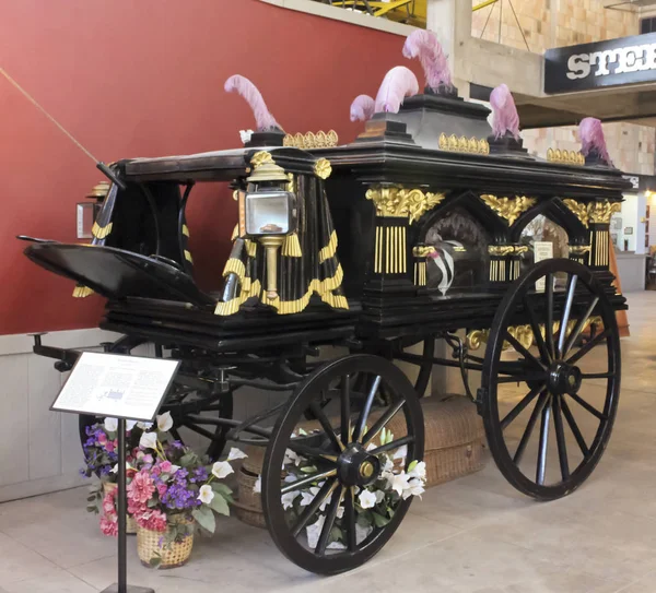 Un coche fúnebre galés en el Salón de la Fama Cowboy de Texas —  Fotos de Stock