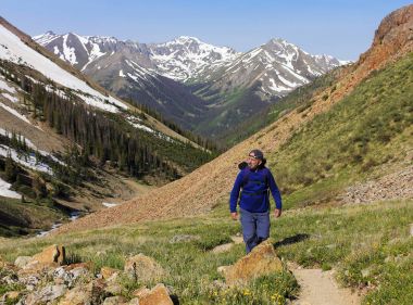 Silver Creek iz Hiking bir adam