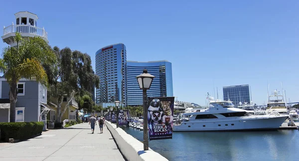 Ein sonniges hafendorf in san diego erschossen — Stockfoto