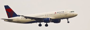 San Diego 'da bir Delta Jet yaklaşımı