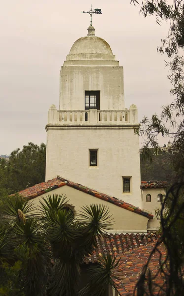 An Exterior View at the Junipero Sierra Museum — Stock Photo, Image