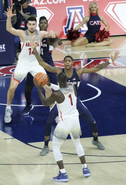 Arizona Guard Rawle Alkins stelt een toneelstuk — Stockfoto