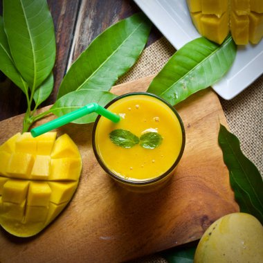 Mango Suyu taze meyve
