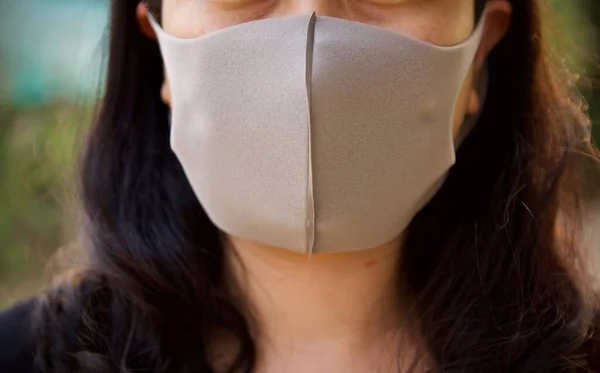 Asian Young Woman Wearing Hygiene Protective Mask Her Face Healthcare — Stock Photo, Image