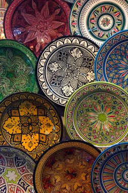 Etnik yemekler kümesi. Duvar çanak arka plan