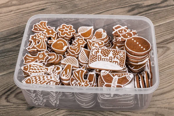 美しい伝統的な手作りクリスマス gingerbreads — ストック写真