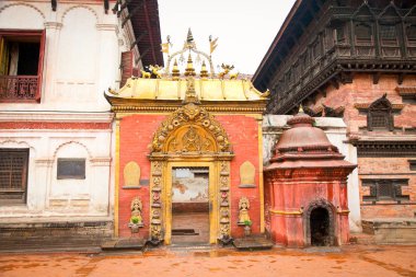 Taleju Chowk 'taki altın kapı Durbar Meydanı, Bhaktapur, Katmandu valey, Nepal.