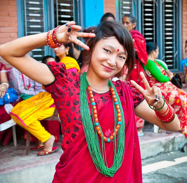 Pokhara Nepál Května 2013 Neznámá Nepálská Žena Pózující Fotografii Během — Stock fotografie