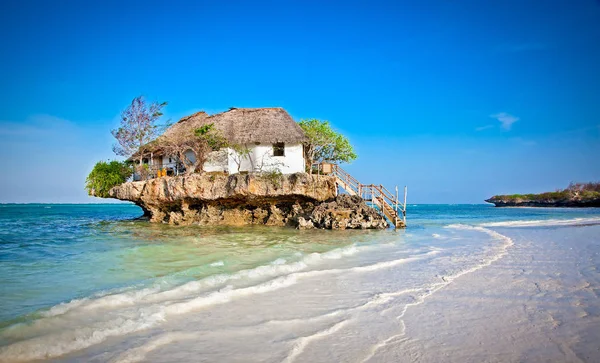 Zanzibar Tanzanya Afrika Denizde Rock Lokantayı — Stok fotoğraf