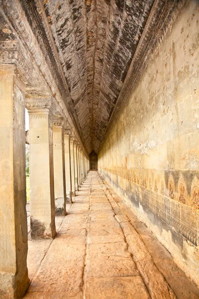 Ancien Passage Pierre Temple Angkor Wat Près Siem Reap Cambodge — Photo