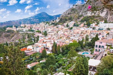 Taormina Panoraması, Sicilya, İtalya.