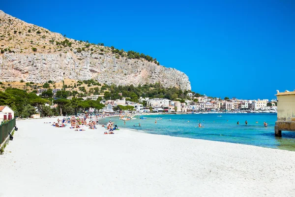Biały Piasek Plaży Mondello Palermo Sycylii Włochy — Zdjęcie stockowe