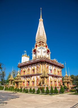 Phuket City, Tayland - 24 Ocak 2016: Wat Chaitharam veya Wat Chalong Tapınağı 24 Ocak 2016, Phuket City, Tayland.