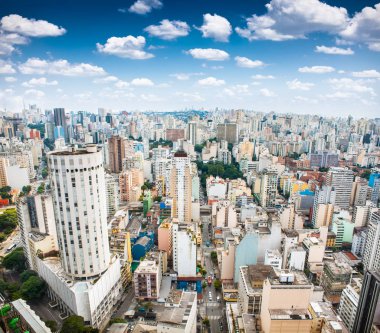 San Paolo silüetinin güzel panoramik manzarası, Brezilya.