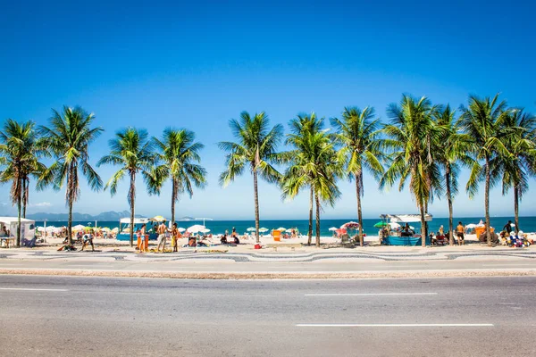 Rio Janeiro Brasilien April 2015 Palmen Strand Der Copacabana April — Stockfoto
