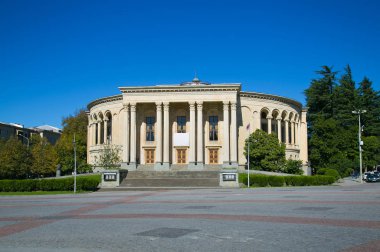 Kutaisi'nin merkez meydanında Opera Binası, Gürcistan, Avrupa.