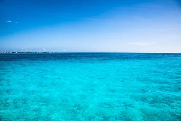 Turquesa Caribeña Color Agua Cerca Isla Mujeres México —  Fotos de Stock