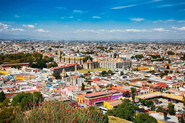 멕시코 콜룰라의 플라레스크 스타일로 스페인인에 지어진 가브리엘 수녀원의 도시는 그레이트 — 스톡 사진