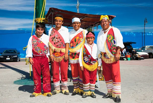 Cholula Meksyk Grudzień 2015 Taniec Papantla Ulotki Cholula Meksyk Grudzień — Zdjęcie stockowe