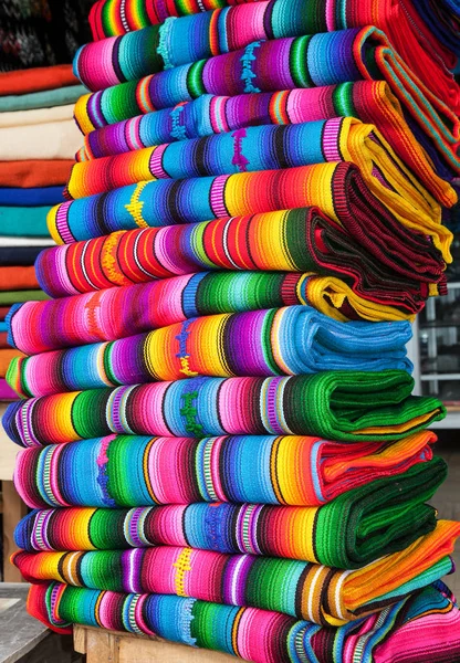 Traditionelle Teppiche Auf Dem Markt Von Cristobal Las Casas Chiapas — Stockfoto