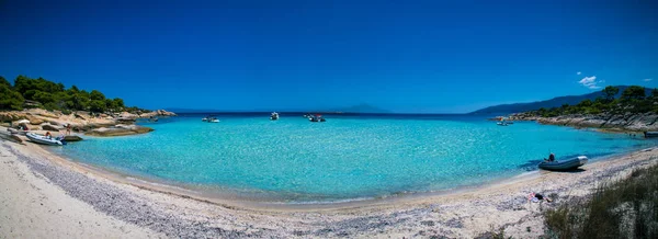 Piękna Plaża Wyspie Diaporos Pobliżu Sithonia Półwyspie Chalkidiki Grecja — Zdjęcie stockowe