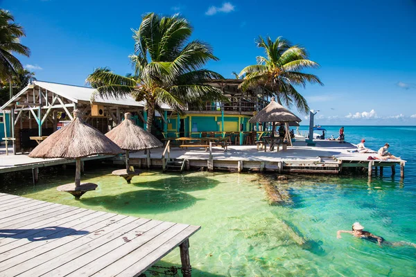 Caye Caulker Belize Dezember 2015 Wunderschöner Karibischer Anblick Mit Türkisfarbenem — Stockfoto