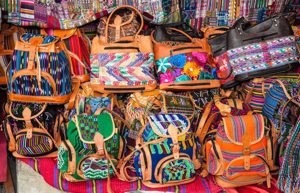 Tas Buatan Tangan Tradisional Berwarna Warni Pasar Jalanan Panajachel Guatemala — Stok Foto