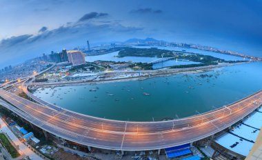 Xiamen Xinglin köprü deniz manzarası