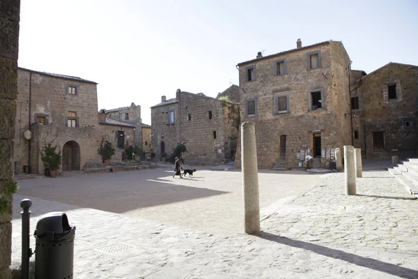 Civita di Bagnoregio, ana meydan.