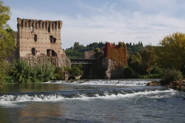 Pont sur le Mincio, Italie — Photo