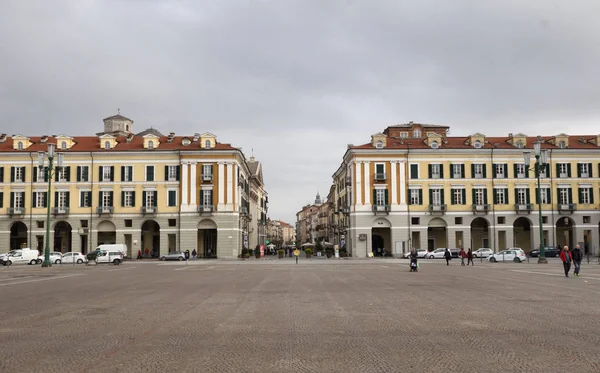 15. Piazza Galimberti Cuneo — 图库照片